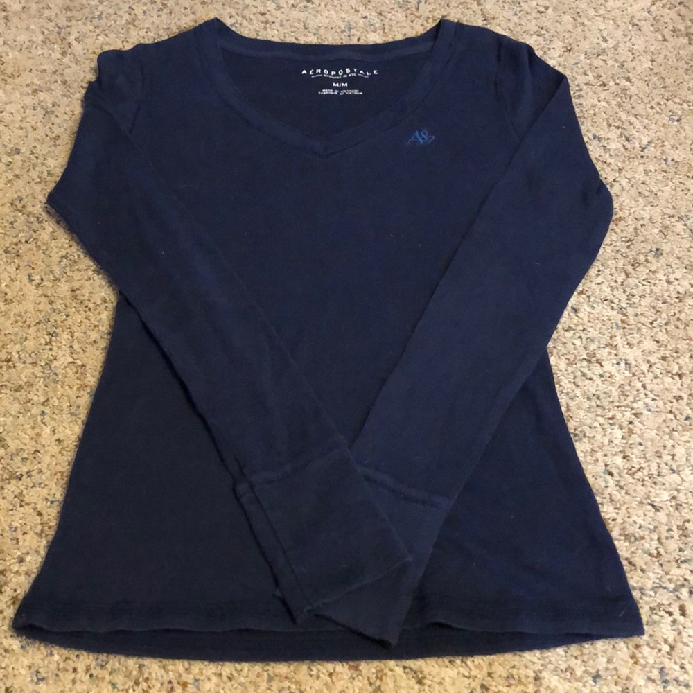 Navy long sleeve shirt